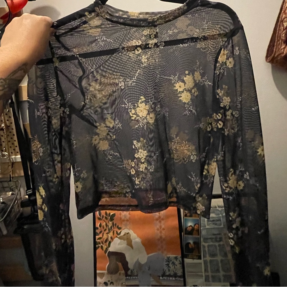 Mesh crop top small